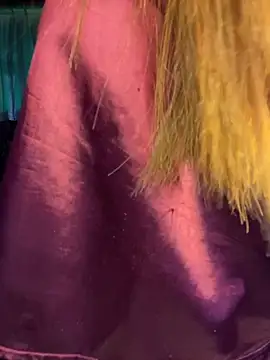 Webcam Model (CoraVibes)  is live.Free join now!