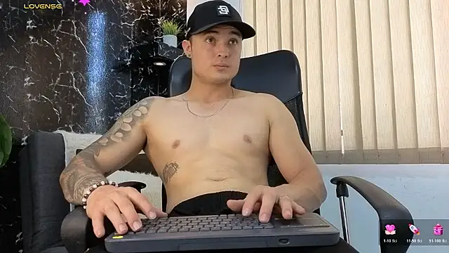 Alexander_ferre webcam