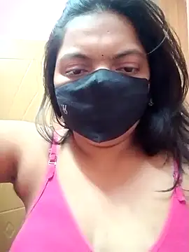 vyshali_vyshu webcam