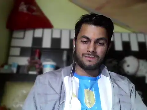 Stubborndesiboy webcam