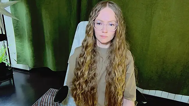 g0ldi - G0LDI's free webcam - UK Sex Cams