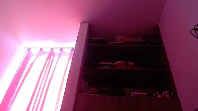 nicolle_milf1978 webcam