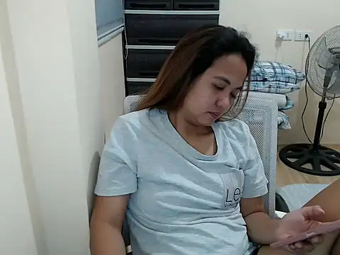 xthelastvirginx - XTheLastVIRGINx's free webcam - UK Sex Cams