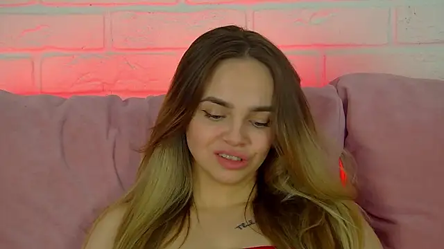 anitaventure (F young) - for a new lipstick