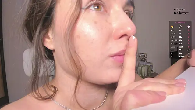 tenderalise (F young) - topless? topless!