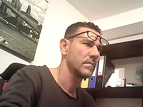 mastercharisma35 webcam