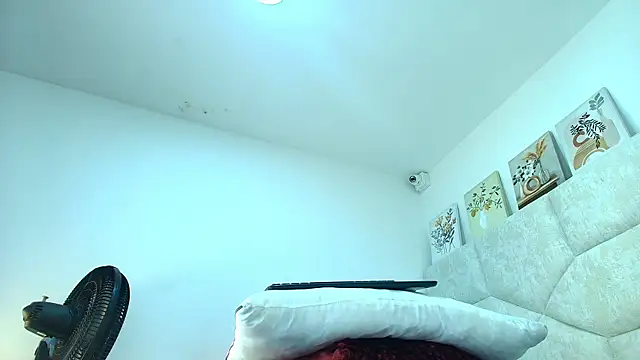 elizawiliamst webcam