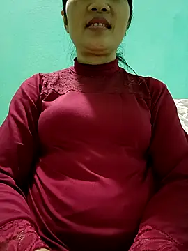 Lovepussyhair webcam