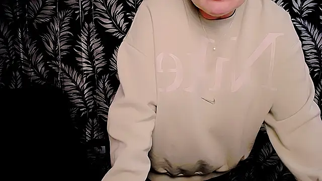 Olivia_playful webcam