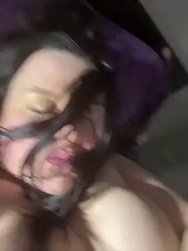 SunnyLeila2101 webcam