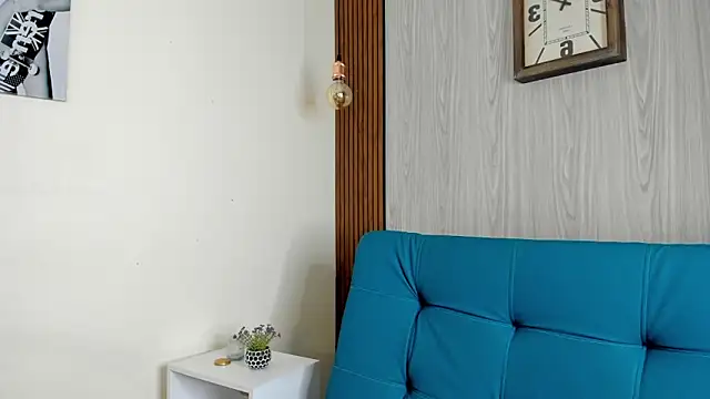 Victoria_Rosee webcam