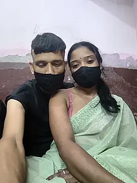 couplegk71 - Couplegk71's free webcam - UK Sex Cams