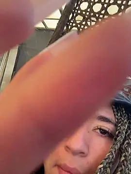 Webcam Model (Sophie_LS)  is live.Free join now!