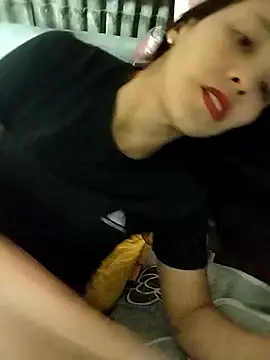 Webcam Model (Sinejdk3)  is live.Free join now!