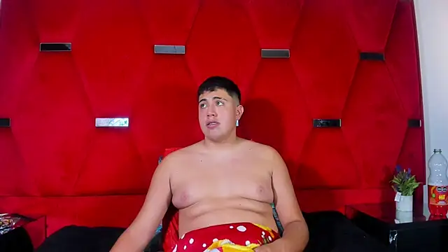 Emma_And_Darling webcam