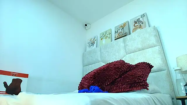 elizawiliamst webcam