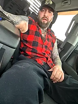 Beardedtattood webcam