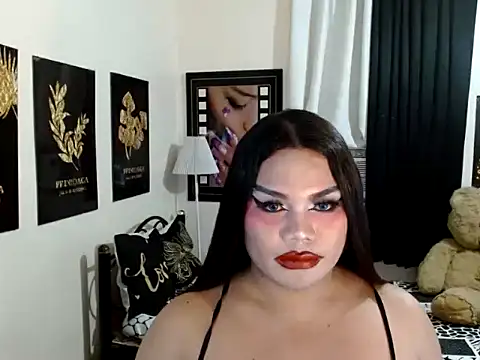 TSbrianaHugeCock webcam