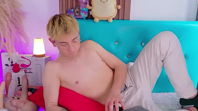 Naughty__Chriss webcam