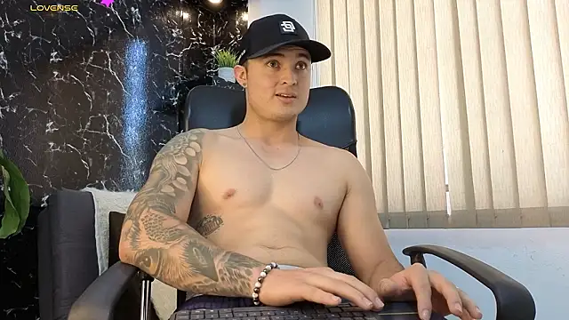 Alexander_ferre webcam