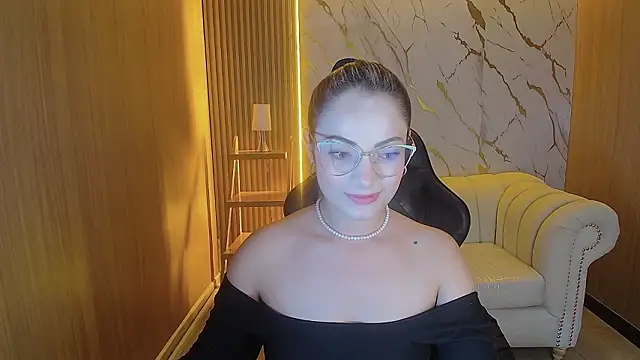 sofia_nova_tf webcam