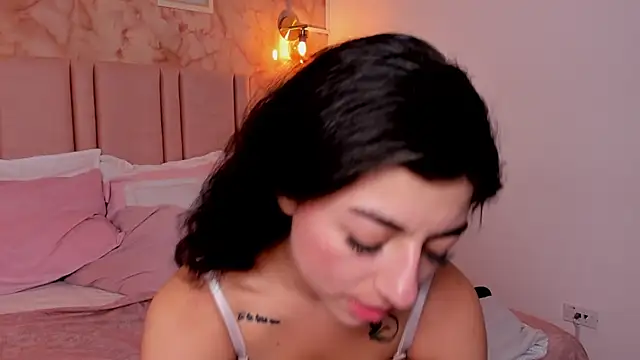 anntonella_watson webcam