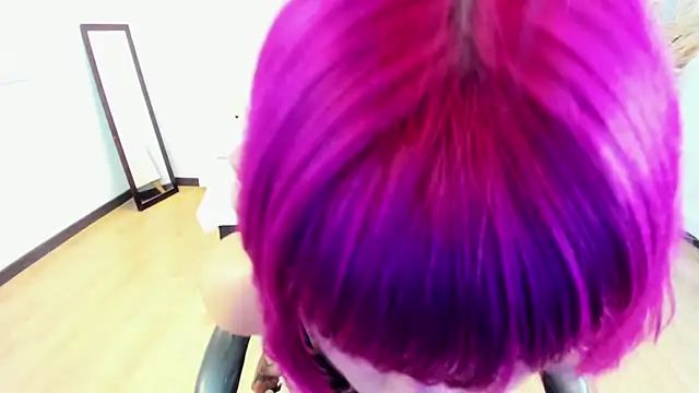 Bela_Craxkerr webcam