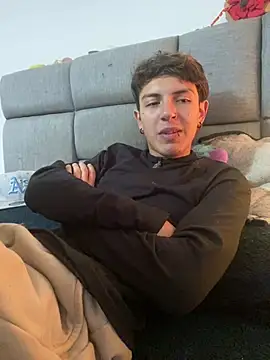 NaytonFreeman webcam