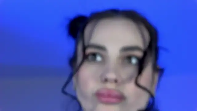 AdrianaTorres webcam