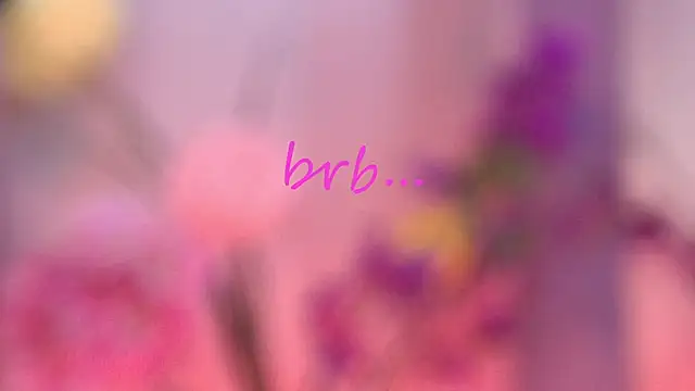 mia_thompsonn_ webcam