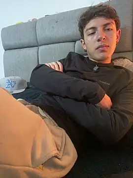 NaytonFreeman webcam