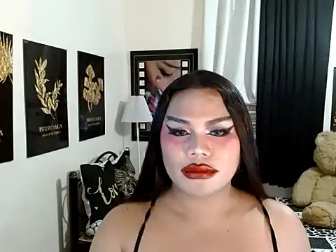 TSbrianaHugeCock webcam