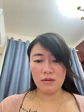 molly-xiao (F milf) - 户外全裸上半身揉捏大奶子一分钟