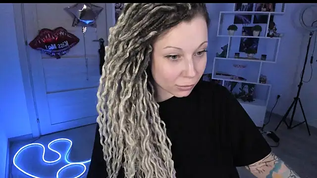 HoneySallyMoore webcam