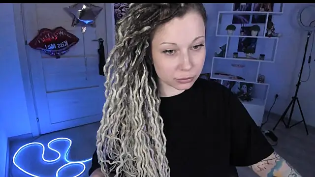 HoneySallyMoore webcam