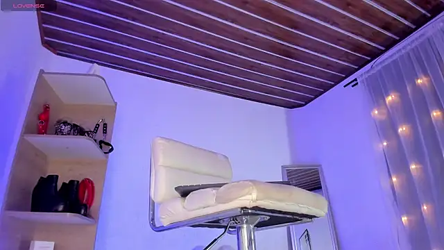 anastasia_bee webcam