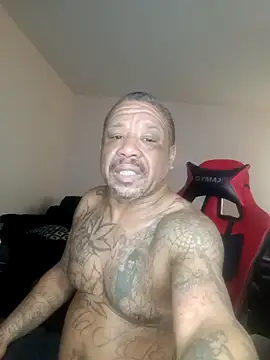 yellowwetfox - Yellowwetfox's free webcam - UK Sex Cams