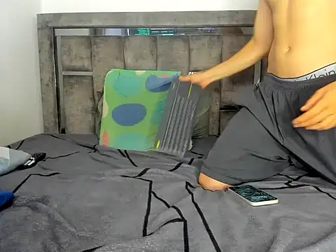 Master_Ruthless777 webcam