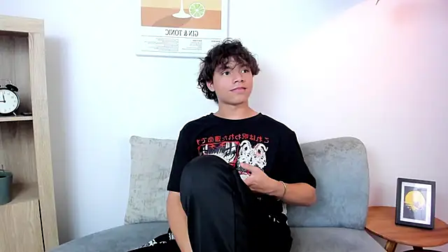 Honeymoon_sariel webcam