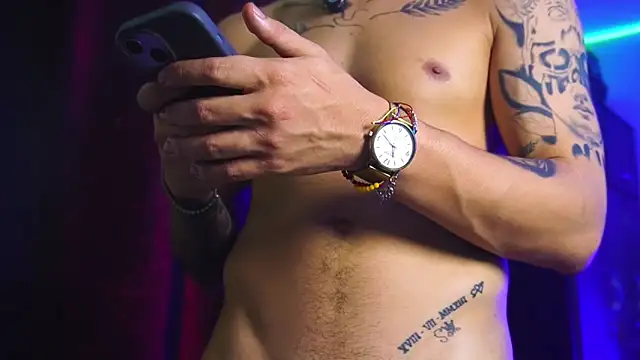 AlphaMasterXxx webcam