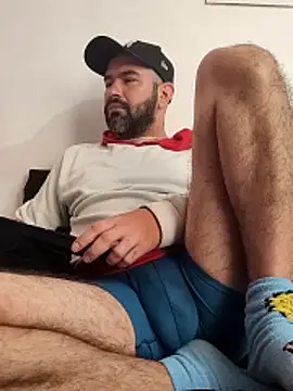 hairyandbigmann webcam