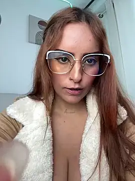 seized_lust (F young) - Show boobs