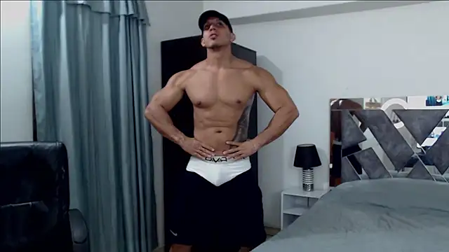 frank_heaven01 - Frank_heaven01's free webcam - UK Sex Cams