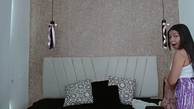 alicesmity_ - AliceSmity_'s free webcam - UK Sex Cams