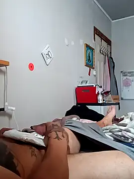 TheOtherGuyOne webcam