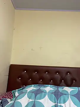 Shayla--broos webcam