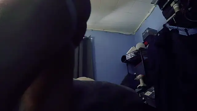 Cloudd_Kingg_Iceyyy webcam