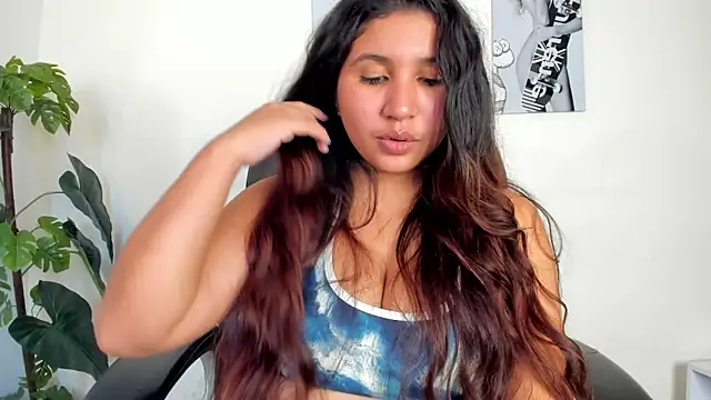 Victoria_Rosee webcam