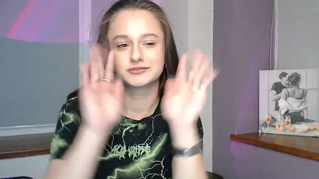 Caramel_bunny webcam