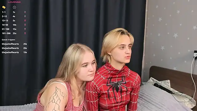 violeta_diana - Violeta_Diana's free webcam - UK Sex Cams